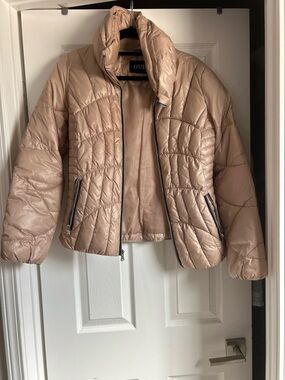 GUESS Women's Quilted Puffer Jacket in Nude Blush